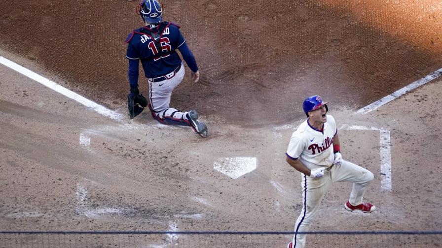 Los Filis mantienen la mira en su primer título desde 2008