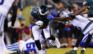 Hurts y los Eagles vencen a los Cowboys y siguen invictos