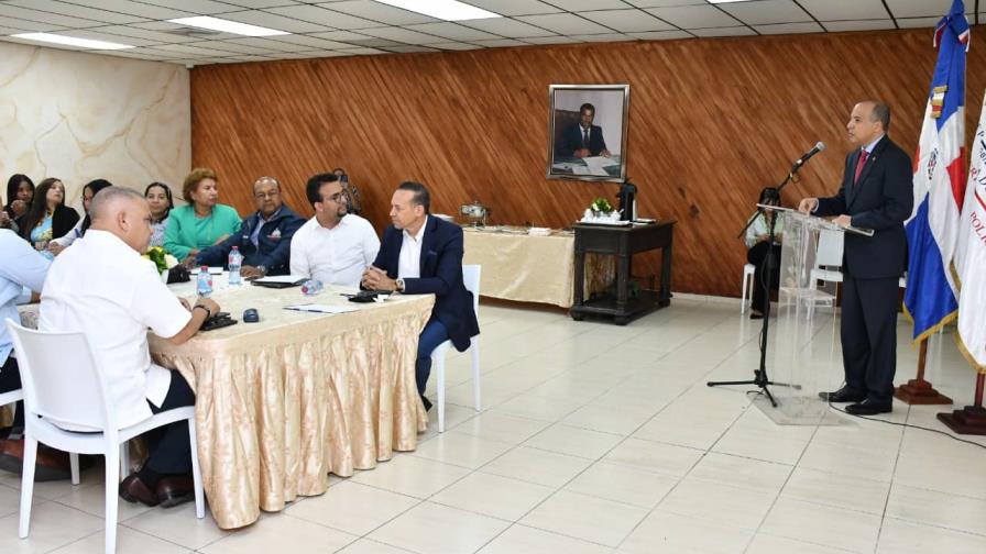 Interior y Policía hace diplomado en compras y contrataciones públicas