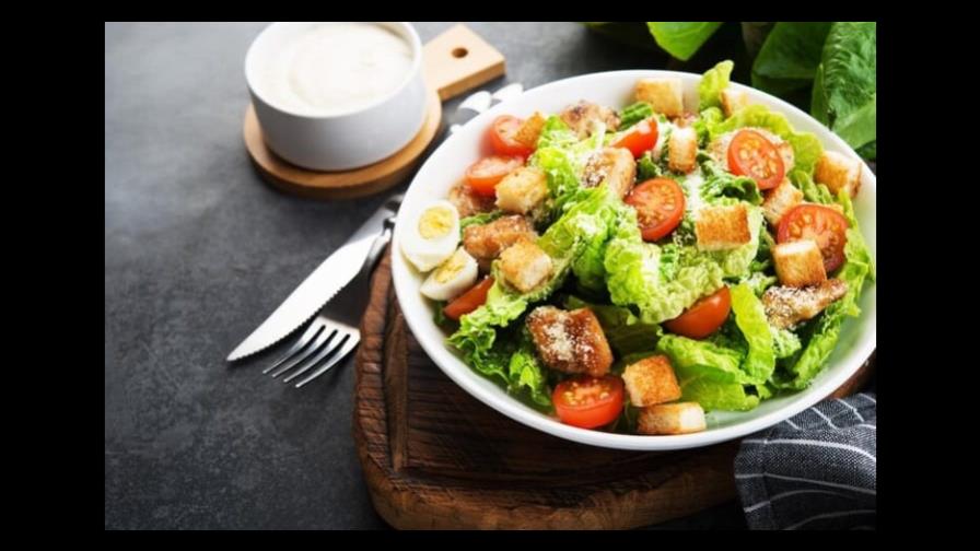 Cómo preparar tu propia salsa caesar Cómo preparar tu propia salsa caesar