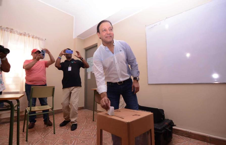 Abel Martínez alcanza el 60 % de votos en consulta del PLD