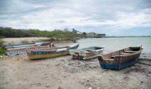 Barcazas de Azua no cuentan con permiso ambiental; evaluaci&oacute;n del proyecto no ha concluido