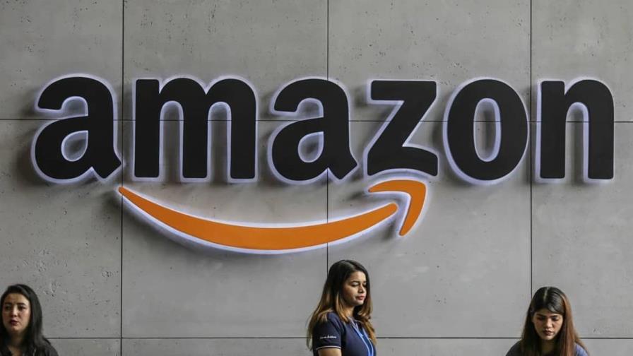 Empleados de Amazon votan contra propuesta de formar sindicato en un almacén