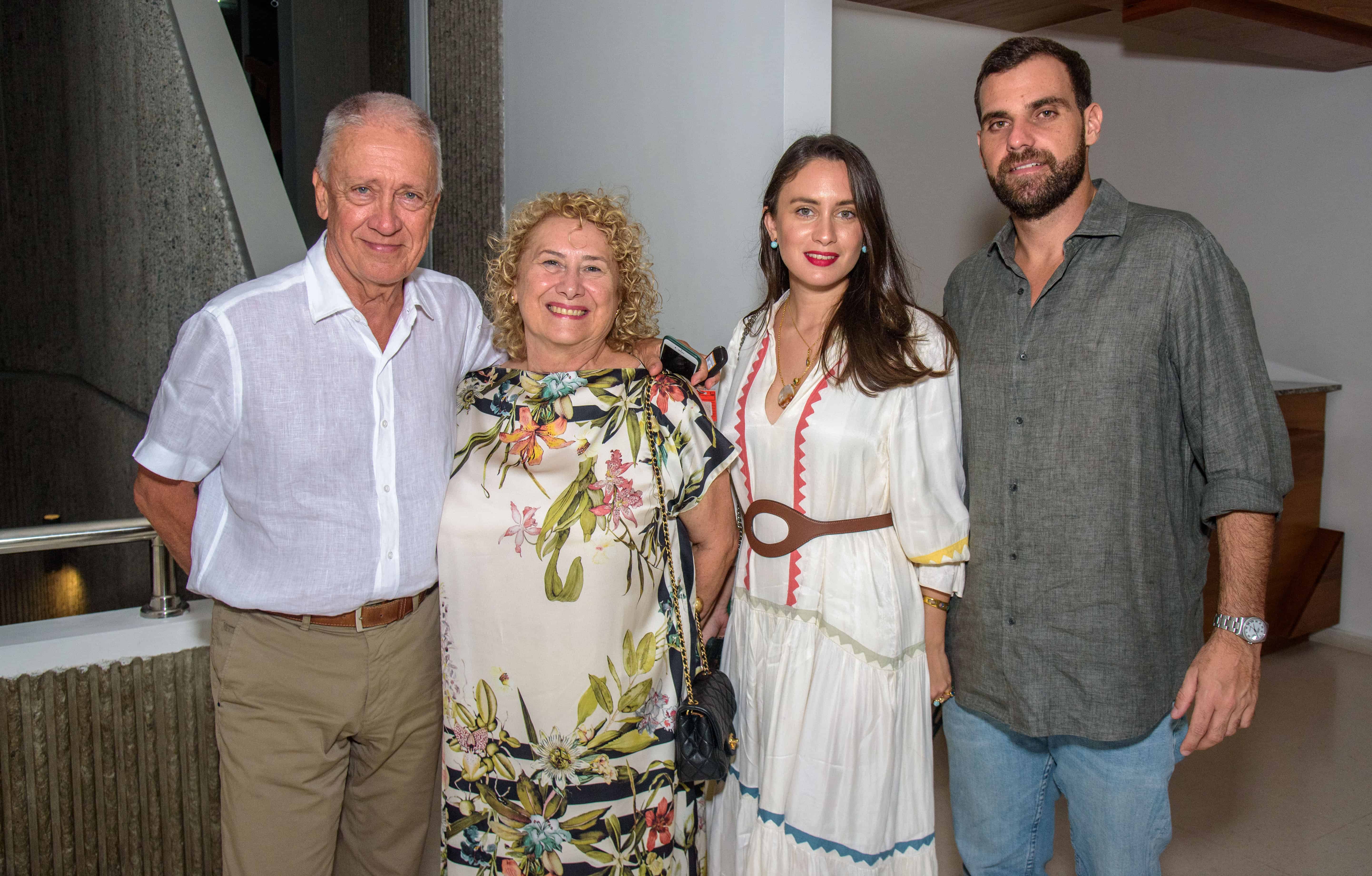 Fernando Varela, Rosario Bonarelli, Mónica Varela y Juan Moreno.