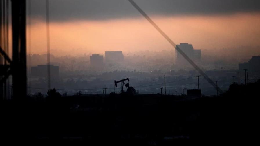 El petróleo de Texas abre con una bajada del 0.91 %, hasta los 84.68 dólares