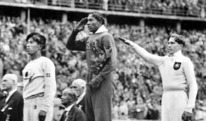 Subastan presea de plata que ganó Luz Long en Berlín 1936