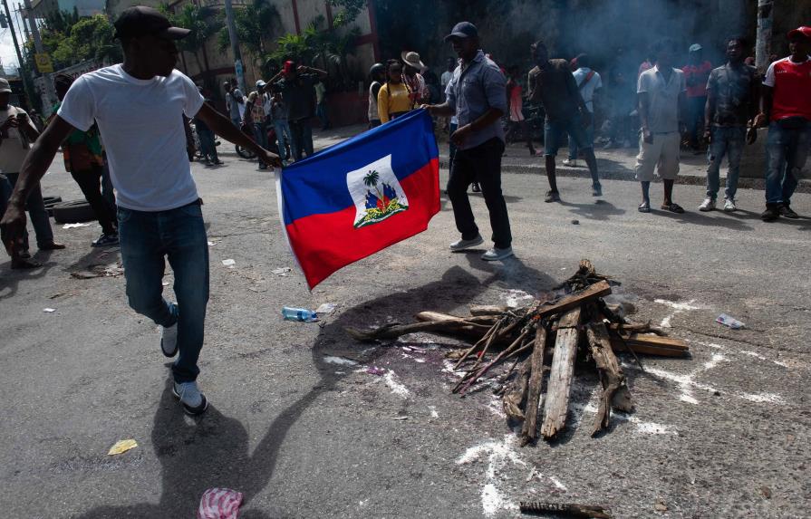 EEUU y Canadá imponen sanciones a políticos haitianos