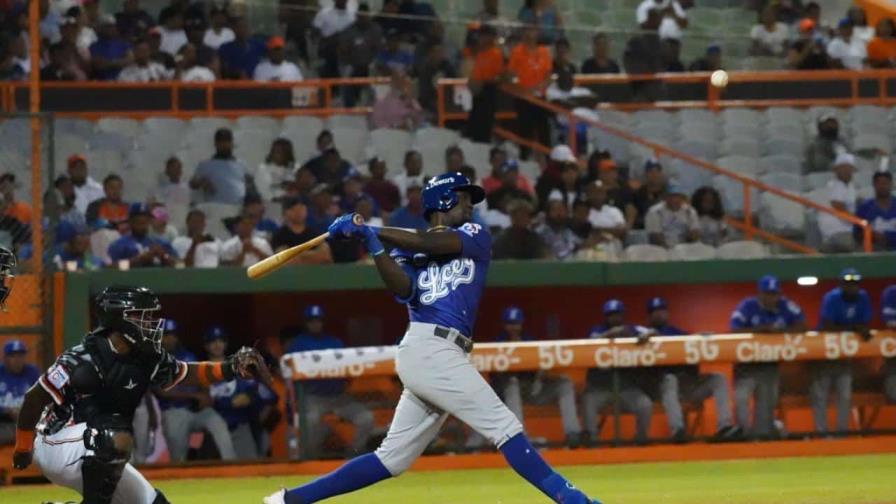 El Licey gana su tercer juego corrido y lleva a tres su invicto