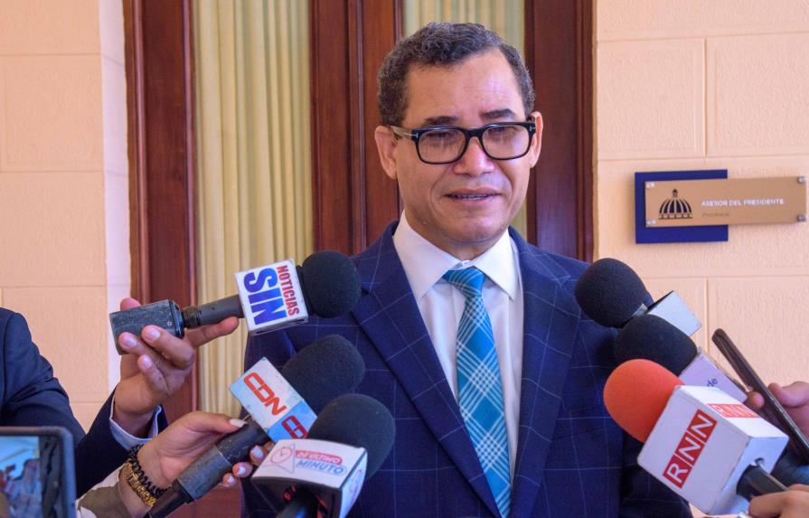 Eddy Olivares responde a oposición sobre reservas de candidaturas: “ni nos suma ni nos resta”