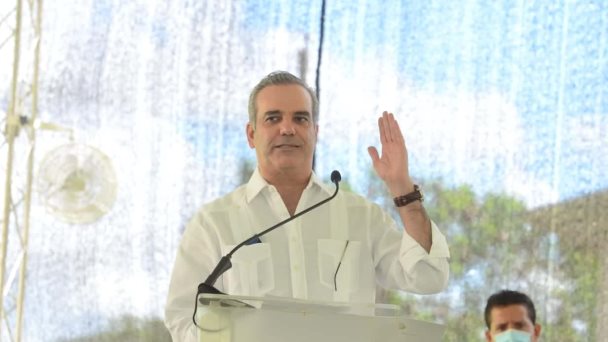 Luis Abinader promulga la ley de Ordenamiento Territorial