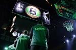 Celtics honran a Bill Russell antes de iniciar la temporada Celtics honran a Bill Russell antes de iniciar la temporada