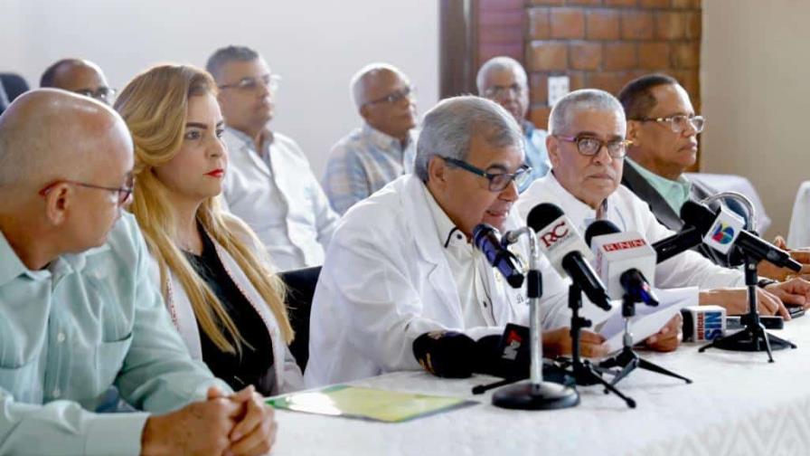 CMD declara la guerra abierta a las ARS y ordena desafiliarse de Universal