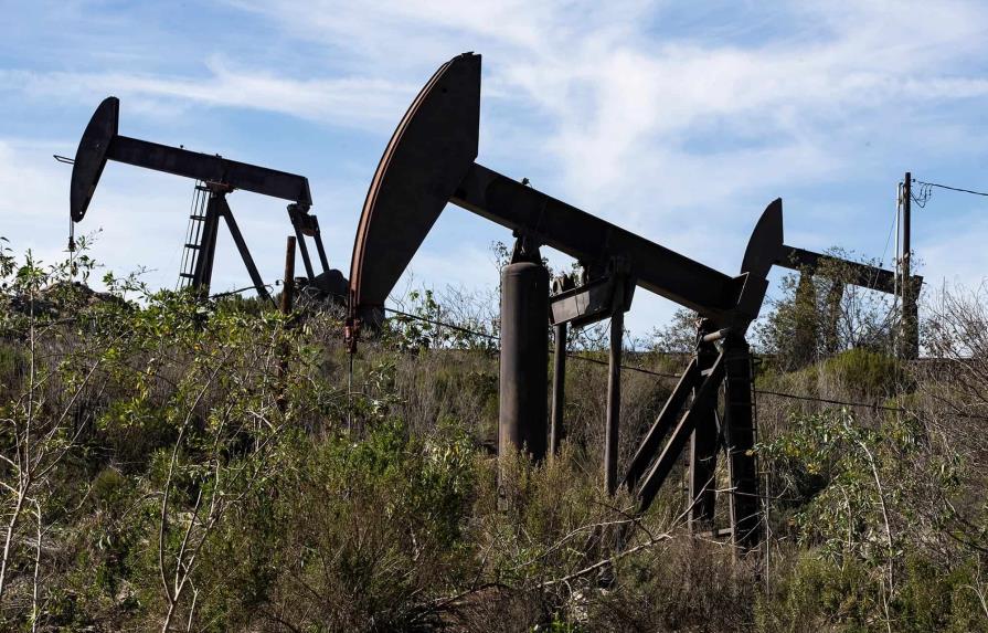 El petróleo de Texas abre con una subida del 1.61 %, hasta los 84.15 dólares