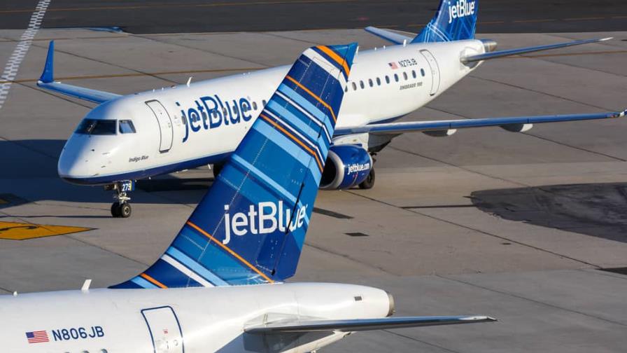 Los accionistas de la aerolínea Spirit aprueban la fusión con JetBlue