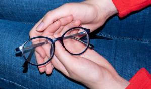 Niños con miopía: cada vez hay más, ¿tienen que ver las pantallas?