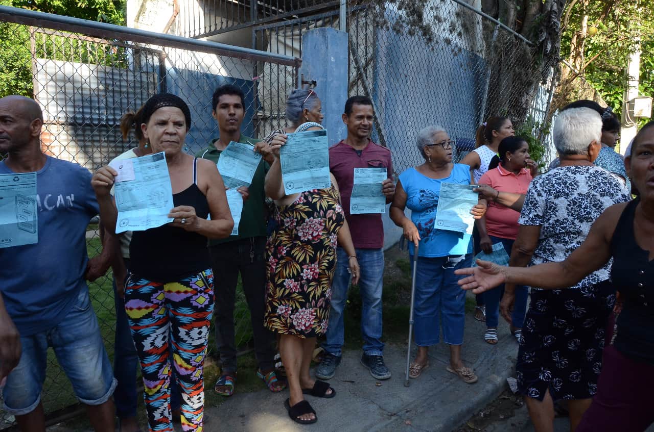 Comunitarios durante protesta&nbsp;