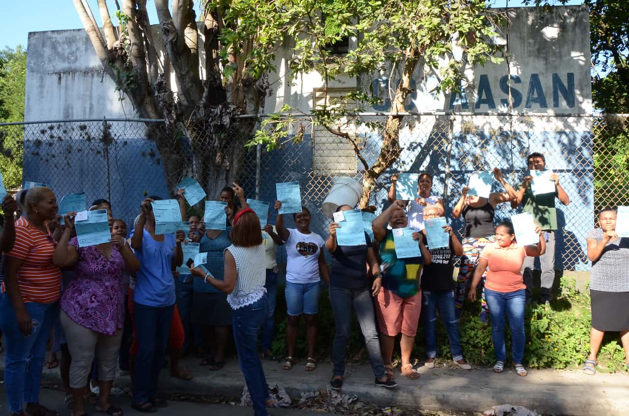 Comunitarios protestando&nbsp;