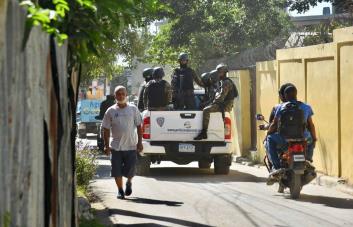 Patrulla mata en “intercambio de disparos” presunto delincuente en Los Guaricanos