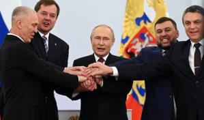 El Senado ruso aprueba ley marcial en cuatro regiones ucranianas anexionadas