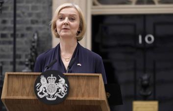 Renuncia primera ministra británica Liz Truss
