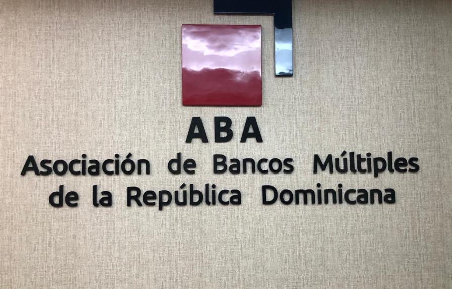 La ABA: ahorro en bancos múltiples dominicanos muestra estabilidad