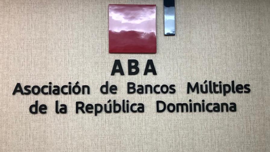 La ABA: ahorro en bancos múltiples dominicanos muestra estabilidad