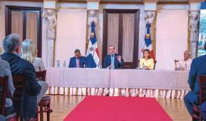 Abinader anuncia inversión de RD$24 mil millones en planteles escolares