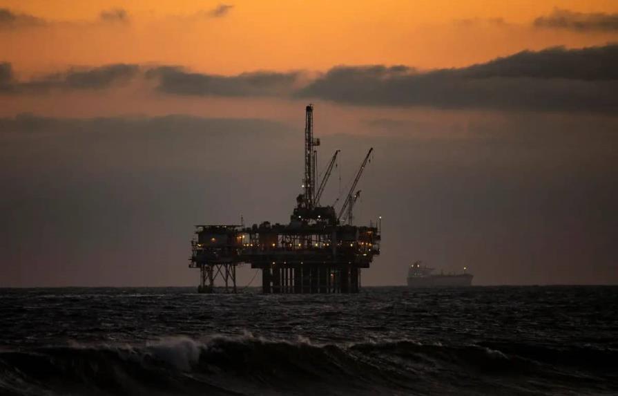 El petróleo de Texas abre con una subida del 1.20 %, hasta los 86.58 dólares
