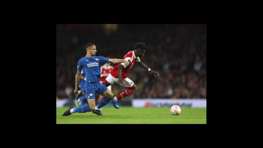 Liga Europa: Arsenal vence al PSV y va a ronda eliminatoria