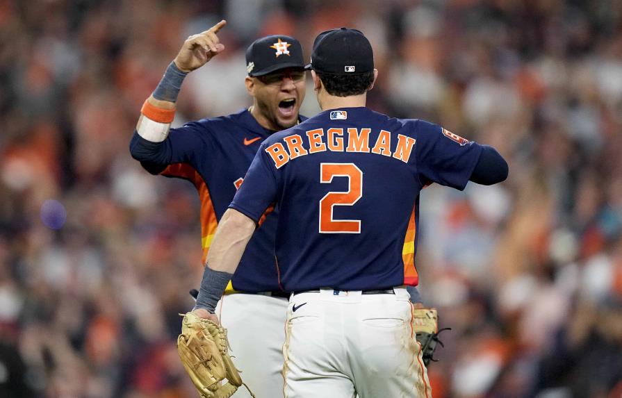 VIDEO | Bregman y Valdez amplían ventaja de Astros ante Yanquis