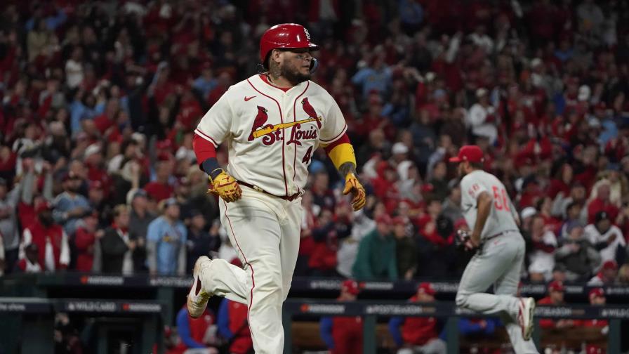 Yadier Molina en arranque de la liga venezolana de béisbol Yadier Molina en arranque de la liga venezolana de béisbol