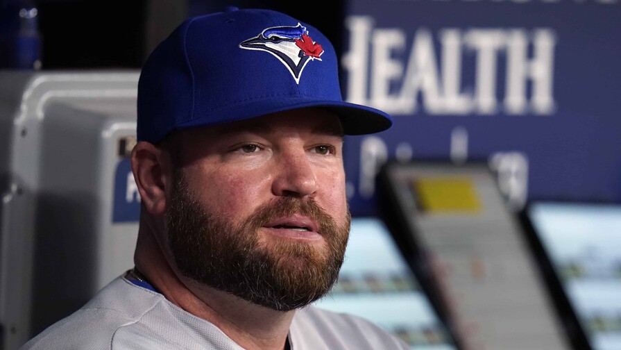 Los Blue Jays confirman al dirigente  John Schneider por dos temporadas m&aacute;s