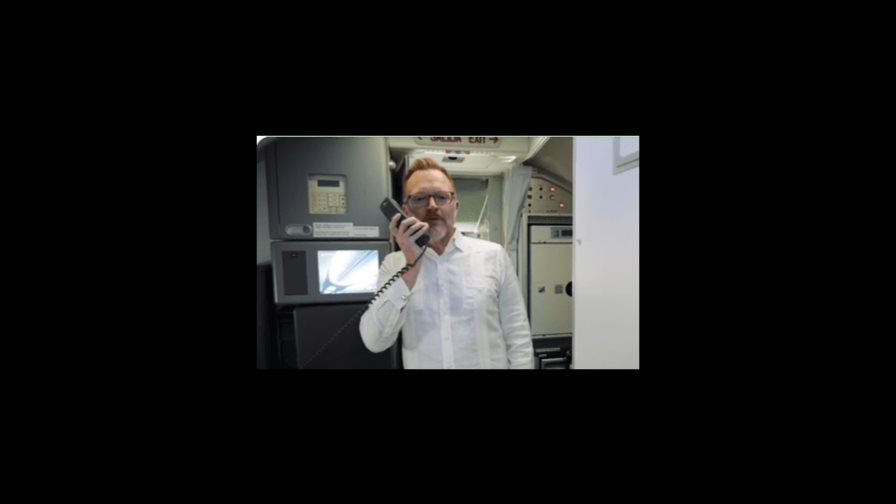 Encargado de negocios de la Embajada de EEUU en RD visita las instalaciones de Arajet Encargado de negocios de la Embajada de EEUU en RD visita las instalaciones de Arajet