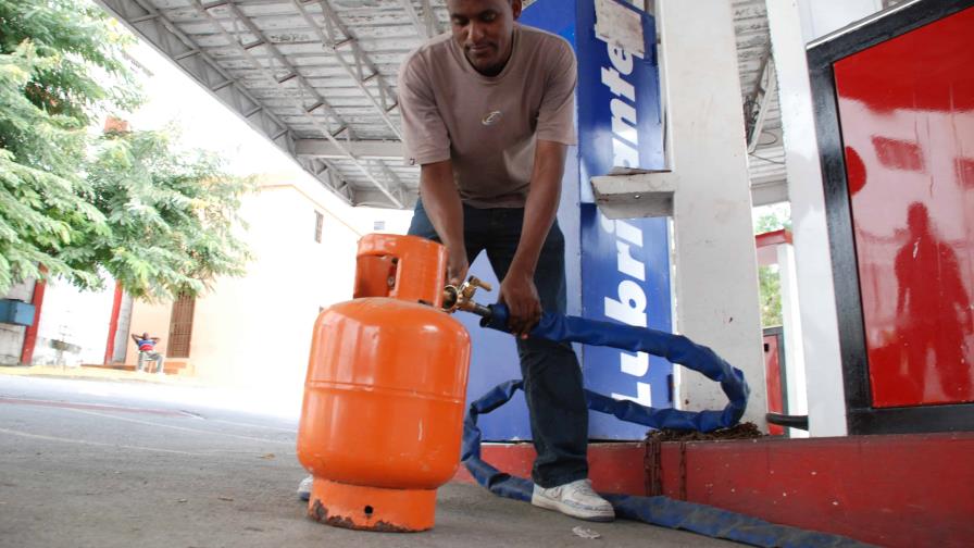 Instalar una envasadora de gas cuesta cerca de RD$60 millones en RD Instalar una envasadora de gas cuesta cerca de RD$60 millones en RD