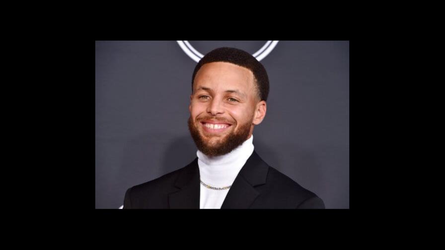 Curry lanza novelas gráficas sobre estrellas del deporte Curry lanza novelas gráficas sobre estrellas del deporte