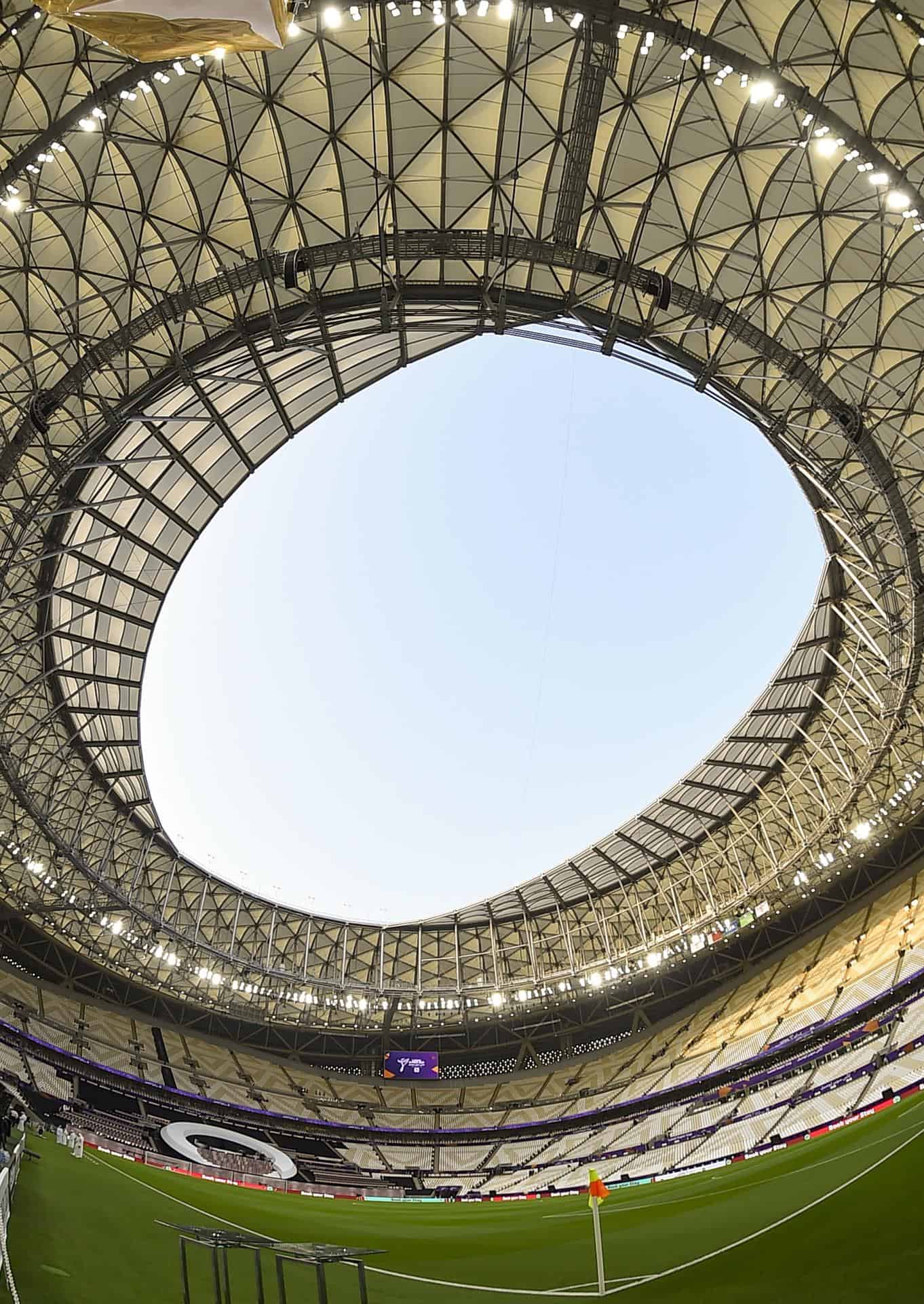  Foto tomada el 09 de septiembre de 2022 muestra el estadio de Lusail, Lusail, Qatar. La sede de 80.000 asientos albergará 6 partidos de la fase de grupos, uno de octavos de final, un cuarto de final, una semifinal y la final. La Copa Mundial de la FIFA 2022 comenzará el 20 de noviembre de 2022.