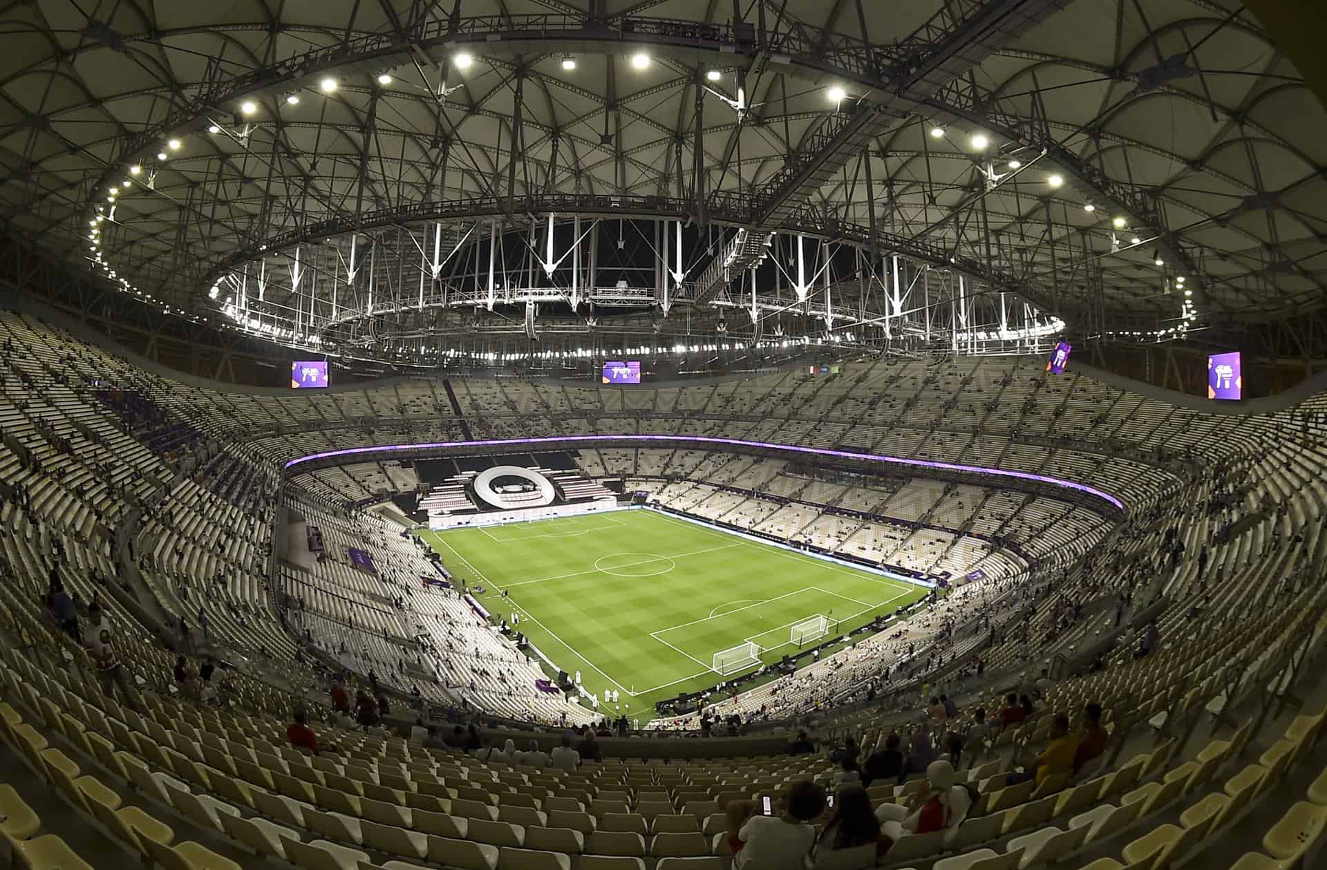  Foto tomada el 09 de septiembre de 2022 muestra el estadio de Lusail, Lusail, Qatar. La sede de 80.000 asientos albergará 6 partidos de la fase de grupos, uno de octavos de final, un cuarto de final, una semifinal y la final. La Copa Mundial de la FIFA 2022 comenzará el 20 de noviembre de 2022