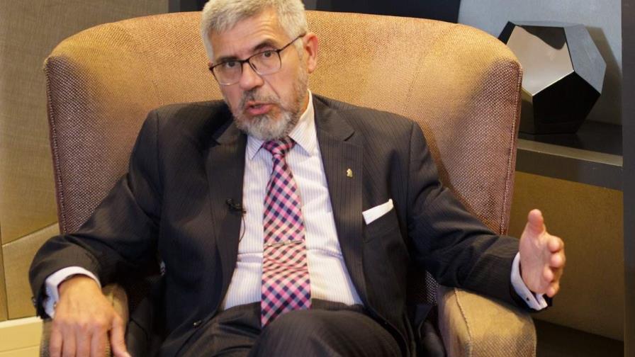 “El juez aún en el teatro sigue siendo juez” “El juez aún en el teatro sigue siendo juez”