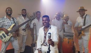 Cristian Allexis estrena la canción “Constelación de lunares”