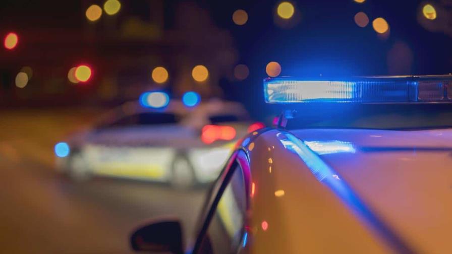 Detienen a persona que se había atrincherado en base en EEUU Detienen a persona que se había atrincherado en base en EEUU
