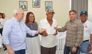 Banco Agrícola no exigirá títulos a campesinos afectados por Fiona para préstamos a tasa cero