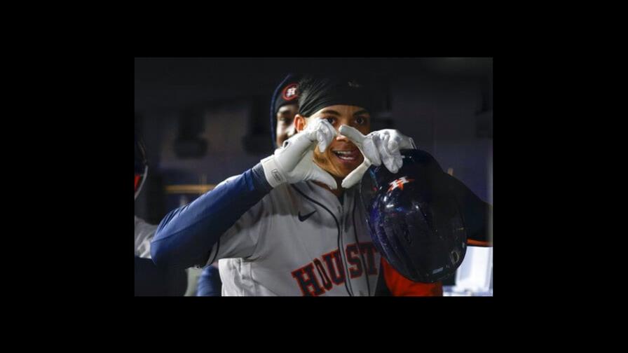 Jeremy Peña conecta cuadrangular, Astros barren a Yanquis