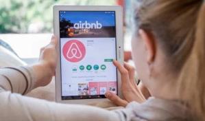 Airbnb tiene un plan para arreglar las tarifas de limpieza