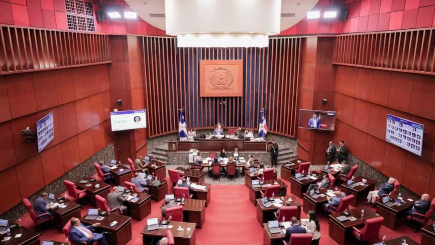 Senado se trasladará a San Cristóbal por el día de la Constitución