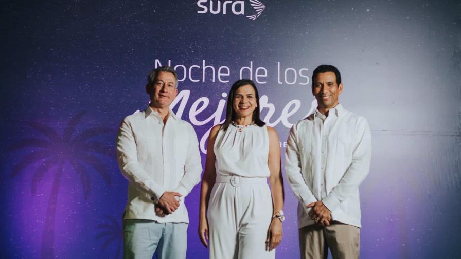 Seguros SURA celebró “Noche de los Mejores” desde la paradisíaca zona de Punta Cana Seguros SURA celebró “Noche de los Mejores” desde la paradisíaca zona de Punta Cana