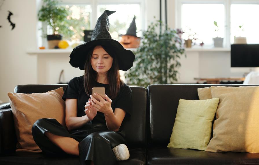 Witchtok: la brujería arrasa en las redes sociales
