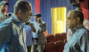 H&eacute;ctor Acosta dona medio mill&oacute;n de pesos para escuelas de Bellas Artes en  Bonao