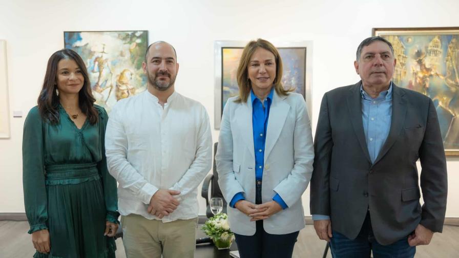 Exministro de Cultura colombiano ofrece conversatorio en el país