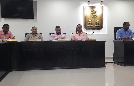 Concejo de Regidores de Higüey aclara no aprobó viático de RD$50 mil