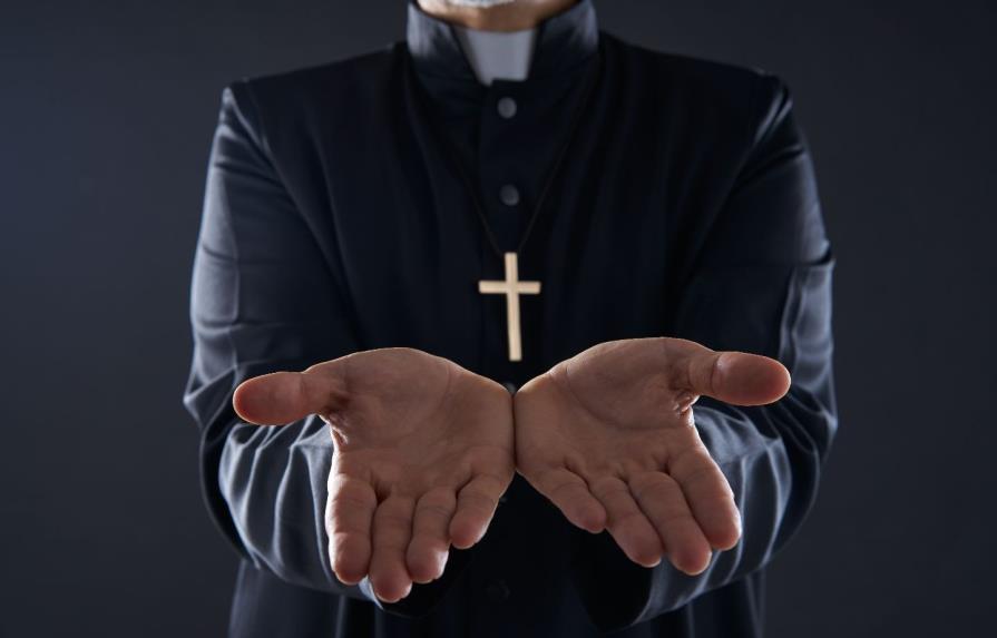 Detienen sacerdote por abuso sexual y trata de personas en Portugal